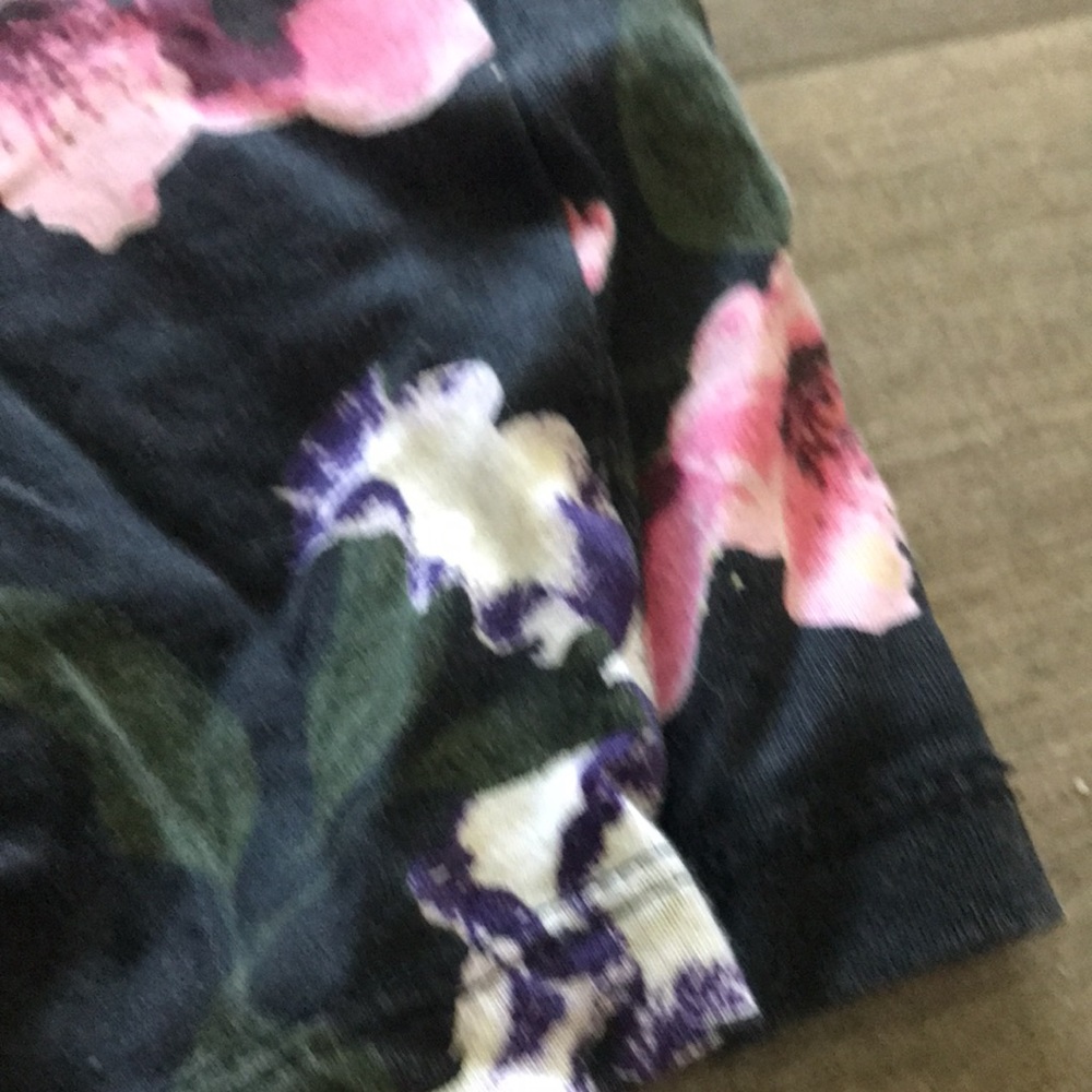 Shirt - Picture 3 of 4